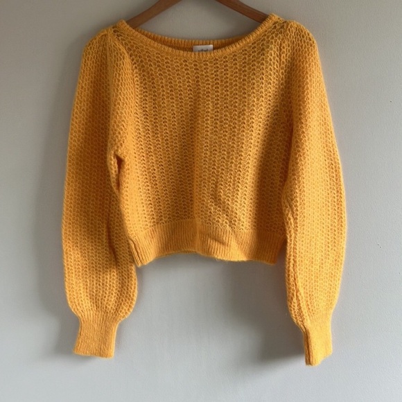 Aritzia Wilfred Katerina pullover sweater yellow size Medium alpaca puff sleeve - Picture 2 of 8